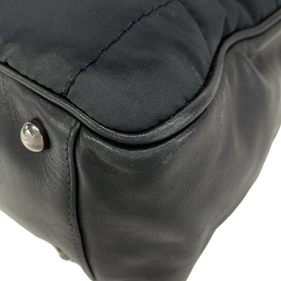 CHANEL Chocolate Bar Stitch - Black Nylon Leather Handbag - Picture 11 of 16